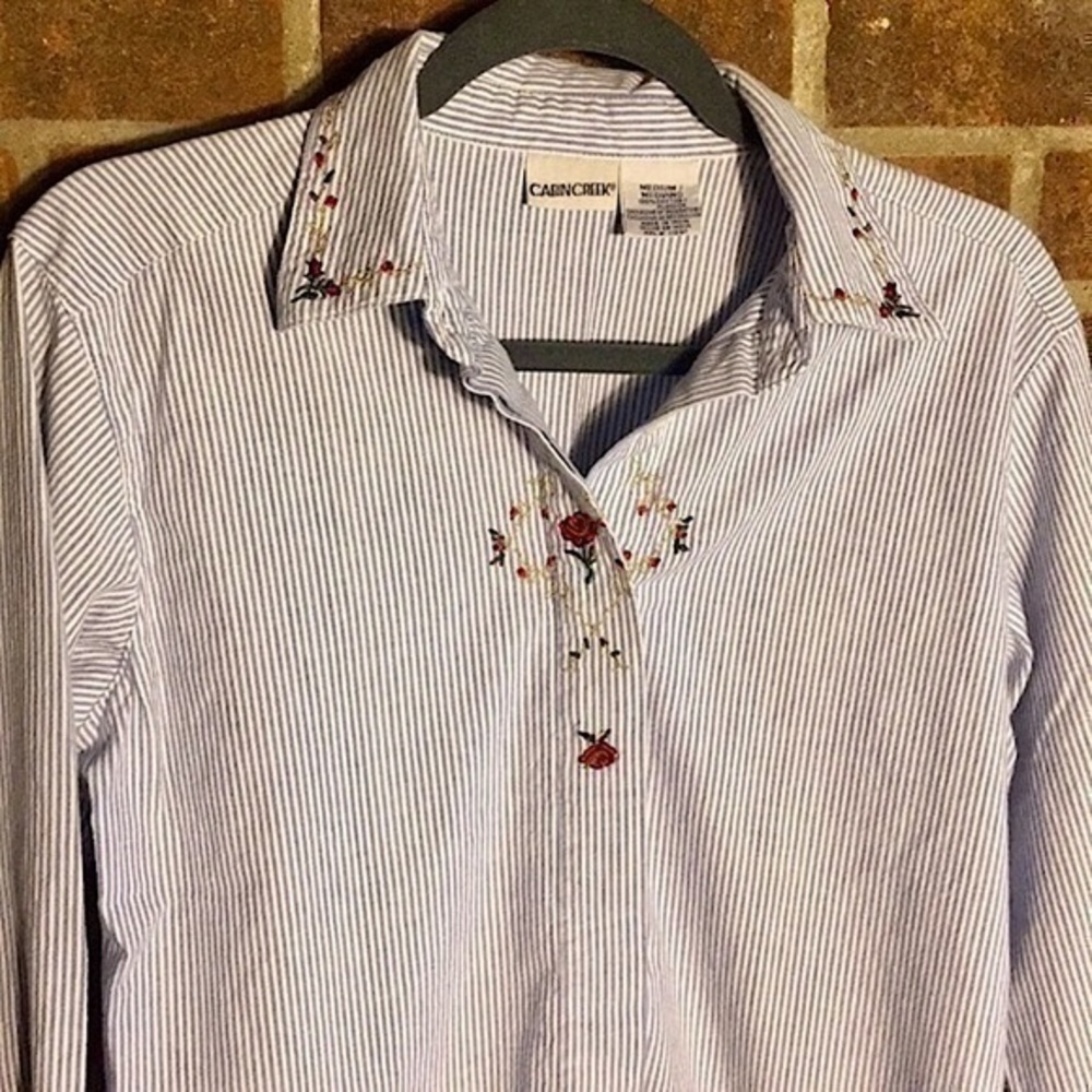 Vintage 90’s Blue Striped Embroidered Floral Button Down
